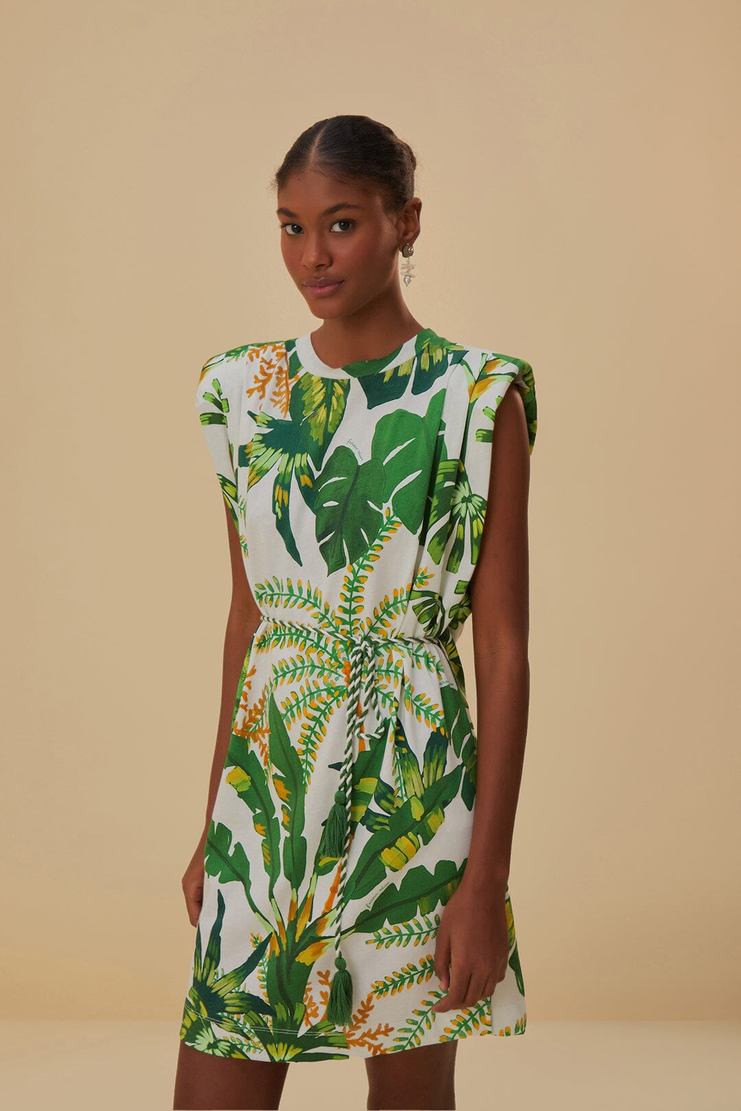 Farm Rio - Tropical Forest Off-White T-Shirt Dress - Size S Farm Rio - Tropical Forest Off-White T-Shirt Dress - Size S
