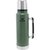 Classic Legendary Bottle 1.5 qt in Hammertone Green by Stanley