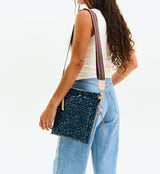 Consuela - Tour Crossbody - Nyla