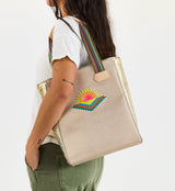 Consuela - Chica Tote - Fuzzy