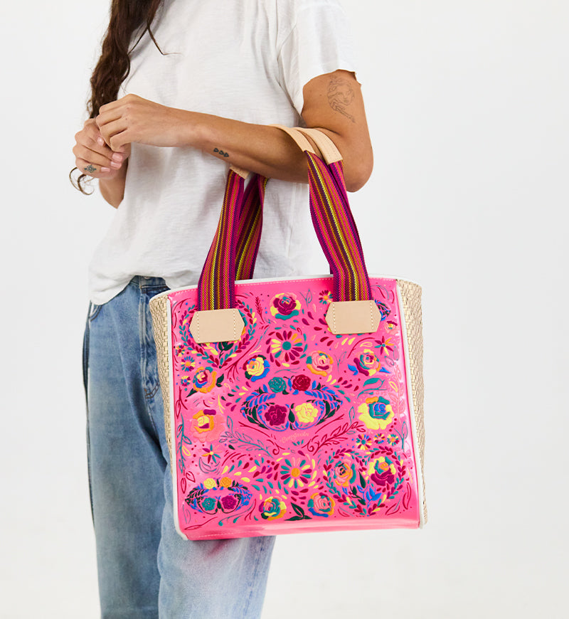 Consuela - Classic Tote - Xo