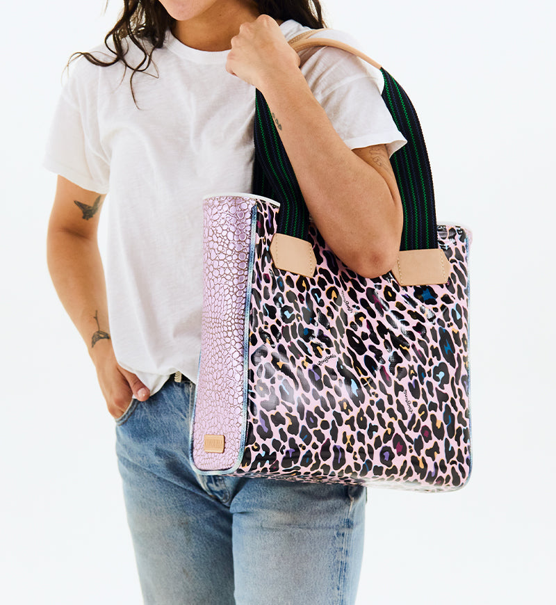 Consuela - Classic Tote - Ruth