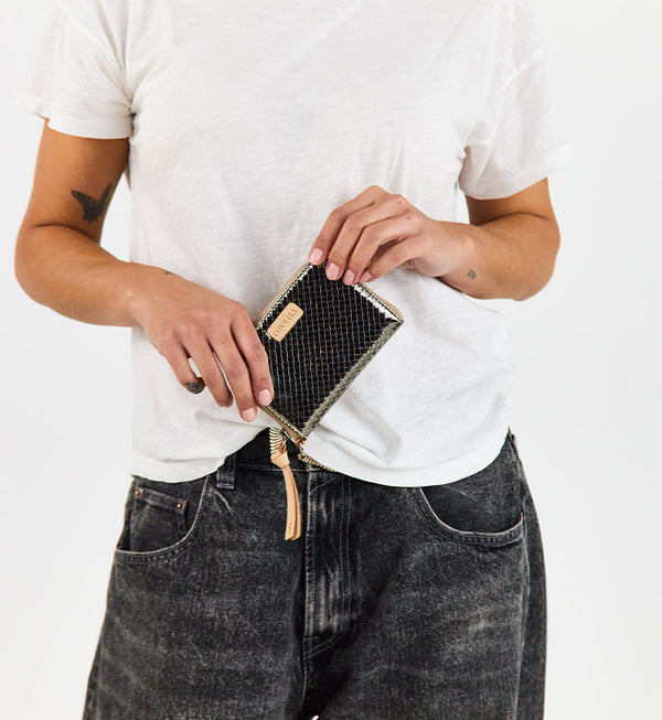 Consuela - Zippy Wallet - Kyle