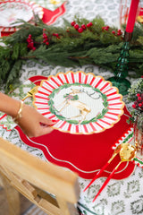 Holly Berry Dinner Plates 8 Pack view 2