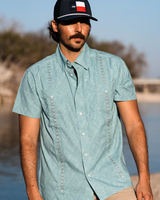 Guayabera Libre in Brisa view 3