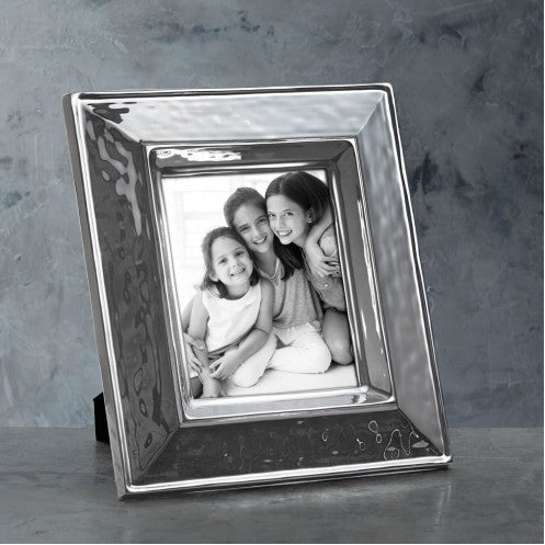 Beatriz Ball - Frames - Frame Soho Plain 8’’x10’’